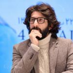 جنگ در «سقف» فقط یک بهانه روایی است/ وقتی تئاتر تنها به بازیگر چهره اکتفا کند مسئله متفاوت است!